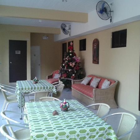11Th Street Bed And Breakfast Bacolod Ngoại thất bức ảnh